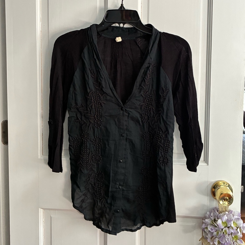 Anthropologie Tiny size S black embroidered top